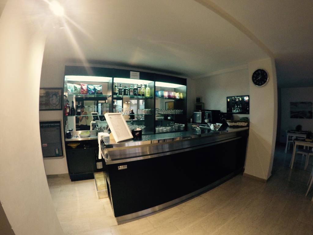 Hotel Riviera Bari Ngoại thất bức ảnh