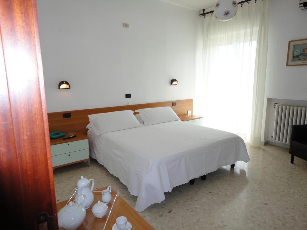 Hotel Riviera Bari Phòng bức ảnh