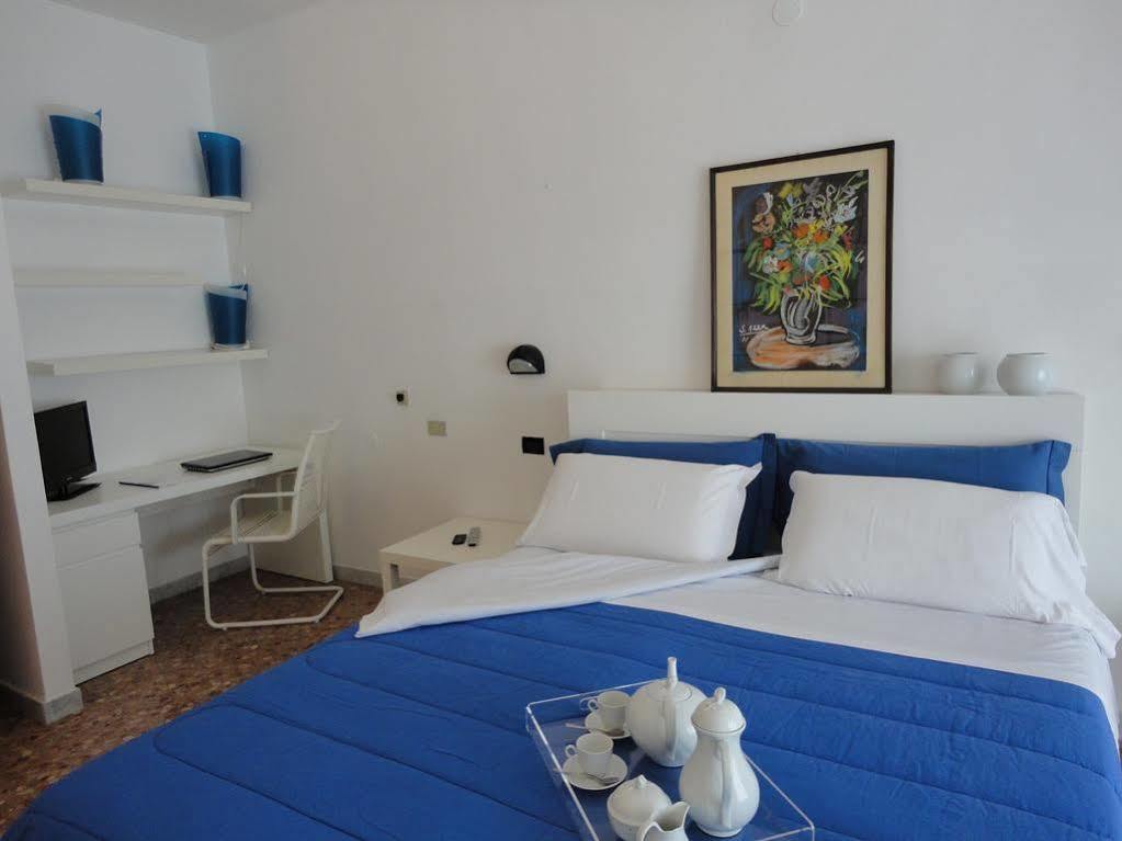 Hotel Riviera Bari Ngoại thất bức ảnh
